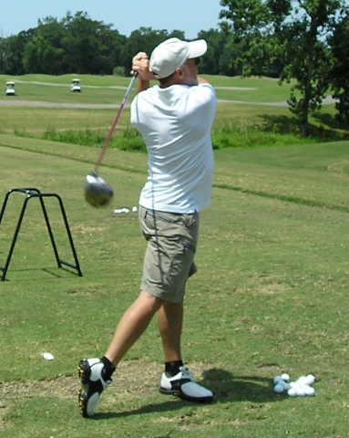 PV/HD Jeff Roush (husband of Dabney) started things off with his Perfect Reverse C tee off on hole #1...